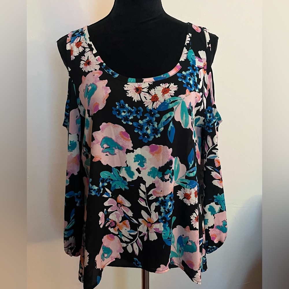 Lily White Black and Blue Long Sleeve Cut Out Blouse